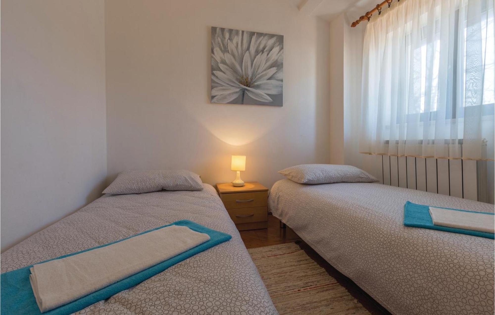 Amazing Apartment In Pazin With Wifi Katun Lindarski Bagian luar foto