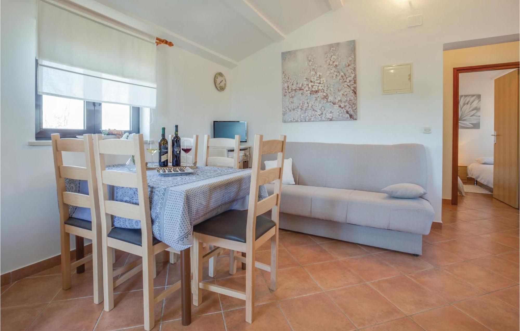 Amazing Apartment In Pazin With Wifi Katun Lindarski Bagian luar foto